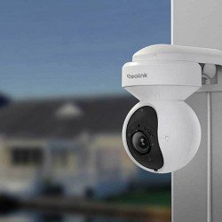 5MP WiFi PTZ IP камера Reolink E540 с микрофон 5MP WiFi PTZ IP камера Reolink E540 с микрофон